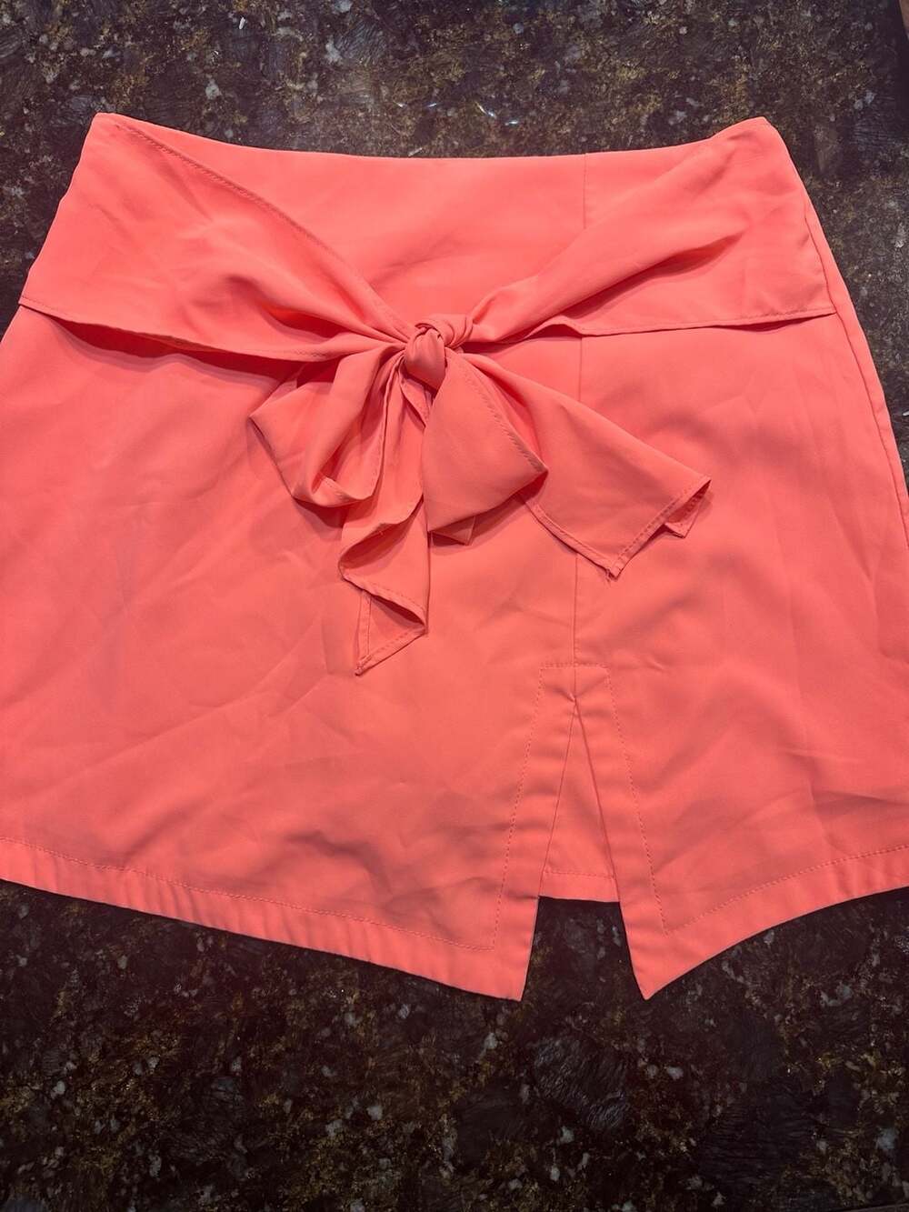 Pink Lily Coral Bow Front Mini Skort Size M